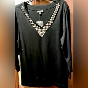 Roz & Ali sequined black Blouse. Size Large.